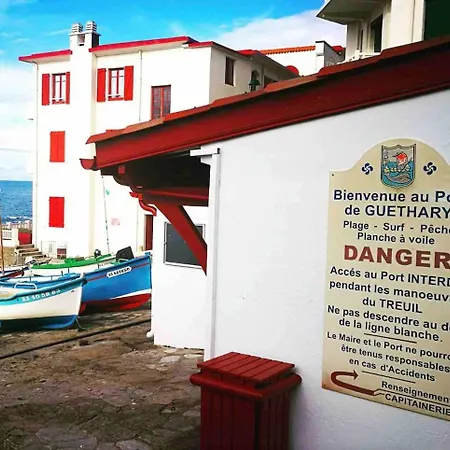 Le Bleu Dans Les Yeux Apartman